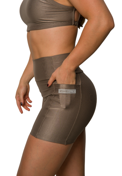 Shorts Thali Castanho Wonder