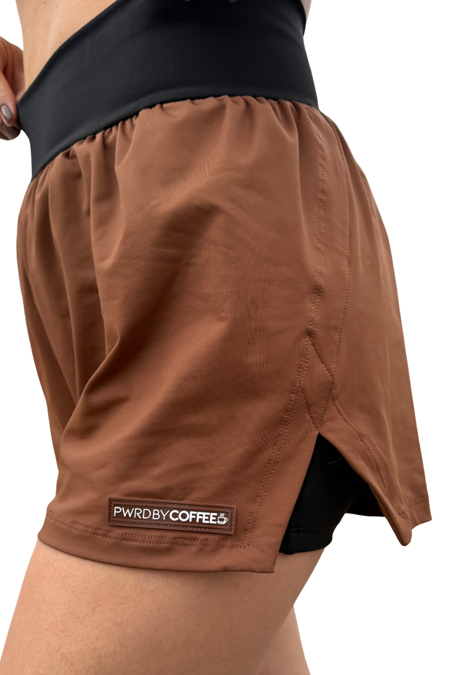 SHORTS RUNNING MARROM