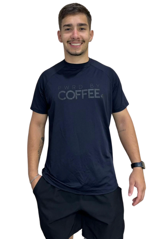 Camiseta Masc Raglan Preta PWRD BY COFFE